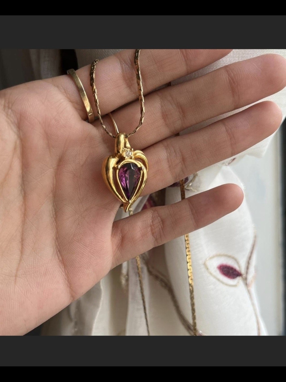 Vintage Gold Heart Pendant Necklace with Purple Teardrop Stone